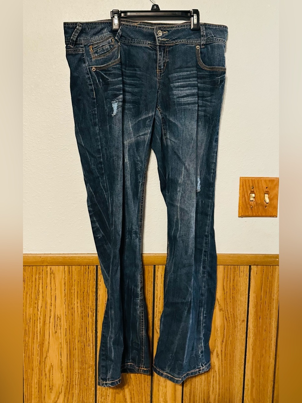 Rue21 premier Denim jeans women size 13/14 sequins ripped